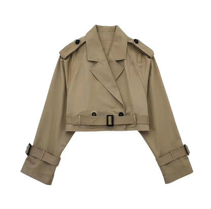 Susanna - stylische Streetwear-Jacke in Kurzform