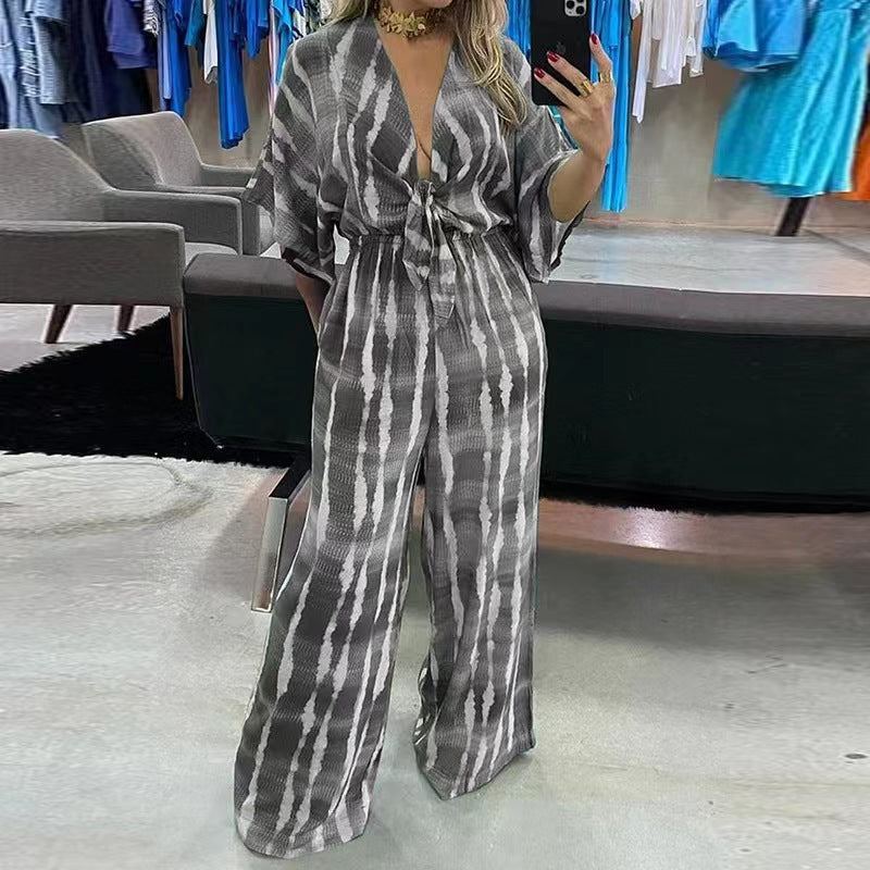 Éléonore- Jumpsuit mit tiefem V-Ausschnitt