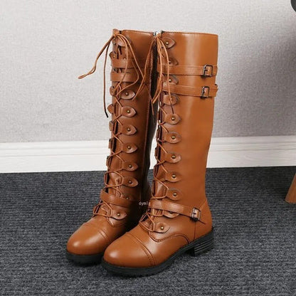Vienna - Retro-Stiefel mit Schnürsenkeln und flachen Schnallen