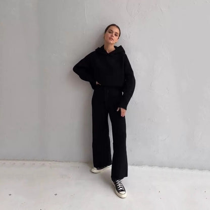 Ina - Stylisches 2-teiliges Strickset für Frauen