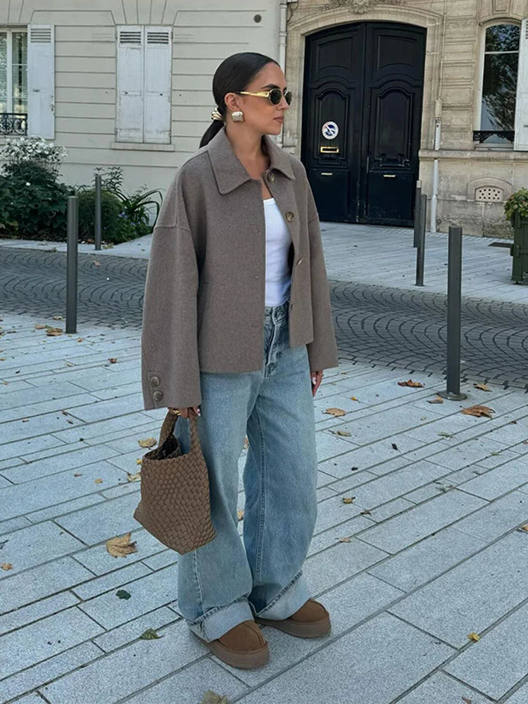 Eleganter Damenmantel - Gesteppte Halbsaison-Jacke mit Knöpfen