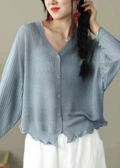 Haime - Kleid mit herzförmigem Ausschnitt, Knöpfen und langen Ärmeln aus Eisseide