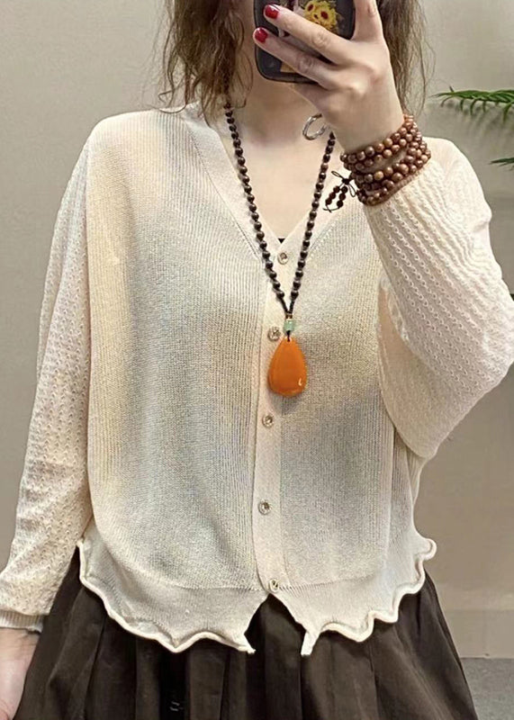 Haime - Kleid mit herzförmigem Ausschnitt, Knöpfen und langen Ärmeln aus Eisseide