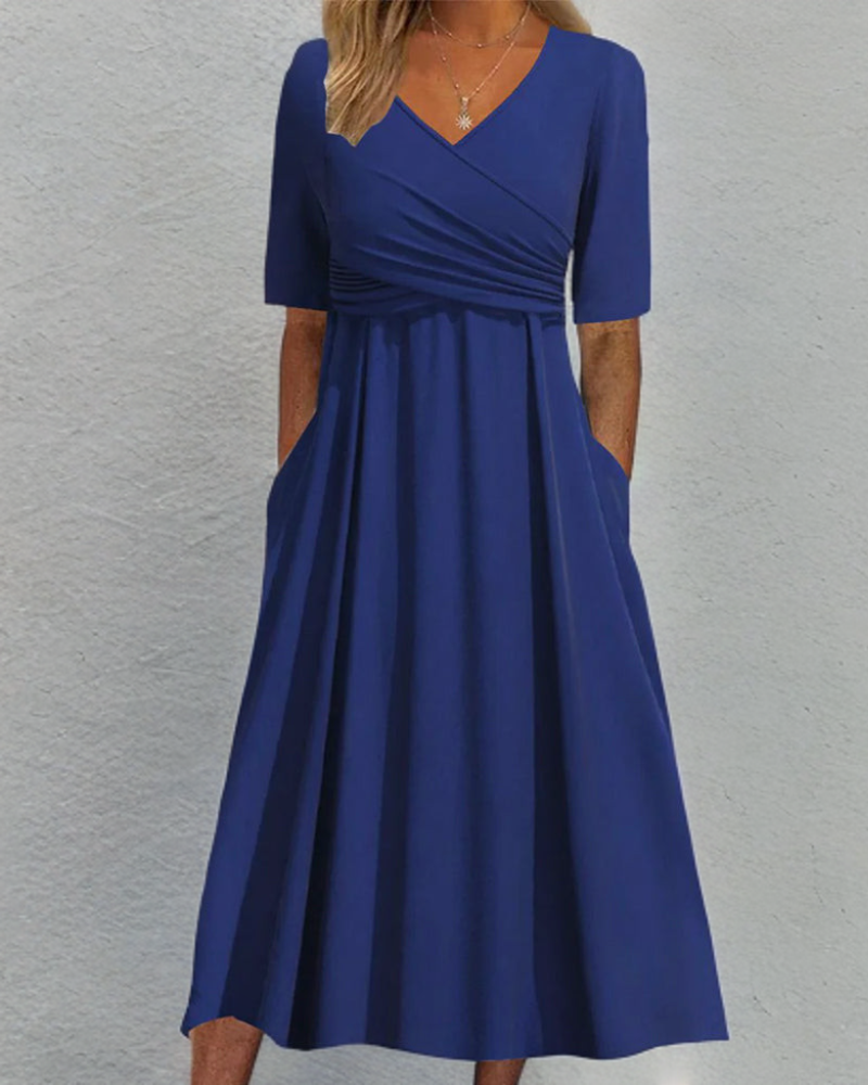 Austee - Kleid in A-Linie mit kurzen Ärmeln