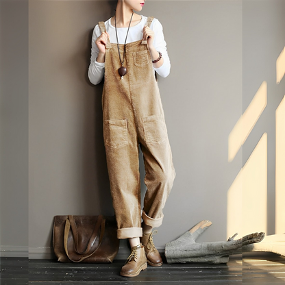 Mara - Retro-Latzhose aus Velours für die Frau Perfekt für den Frühling
