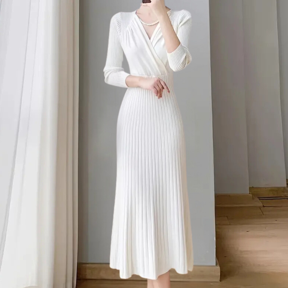 ARWENA - Bequemes Strickkleid für Frauen
