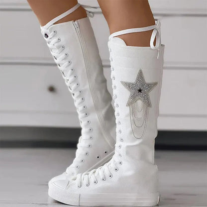 Karina Star - Hohe Schnürschuhe mit Pompon