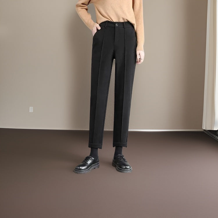Trendige Wollhose für die Saison
