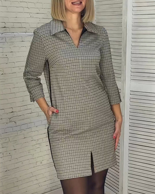 A-Linien Kleid - Schlicht - Bedruckte Baumwollmischung mit V-Ausschnitt und Schlitz - Perfekt für Herbst und Winter