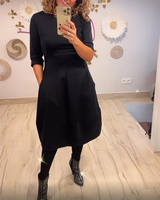 Kleid in A-Linie - Einfach - Baumwolle, Midi-Länge, Rundhalsausschnitt - Ideal für Frühling, Herbst, Winter
