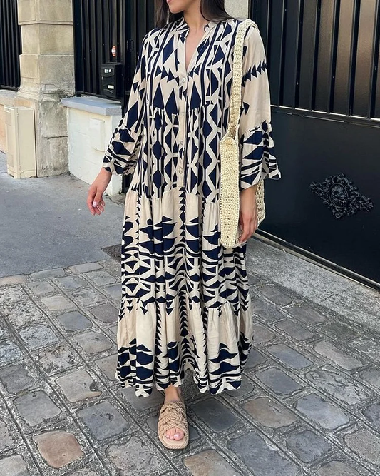 Kleid mit Print, langen Ärmeln und V-Ausschnitt
