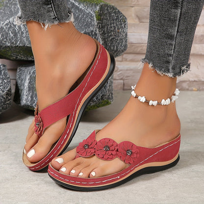 Trudy® | Elegante und bequeme Sandalen mit geblümten Riemen
