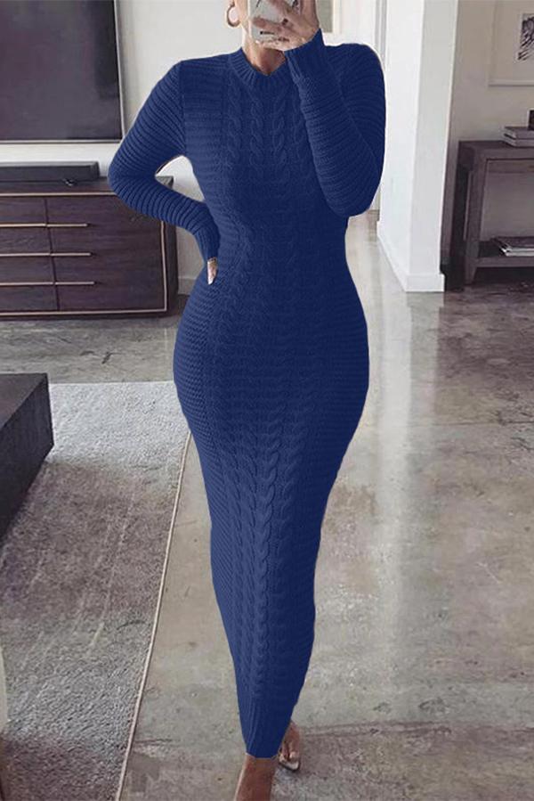 Winter robe aus gekräuselter Wolle mit langen Ärmeln