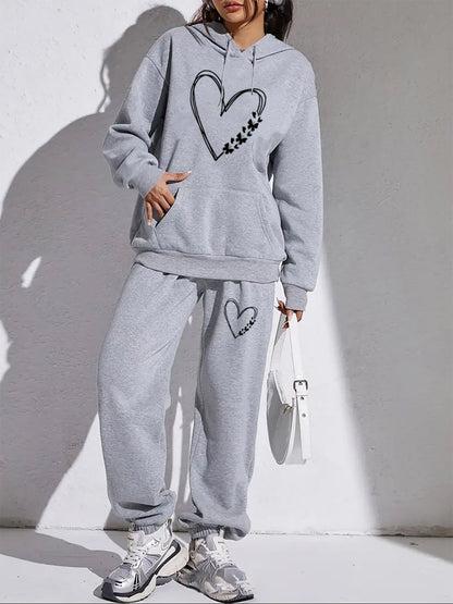 Lena - Lässiges Outfit mit trendigem Hoodie und Jogginganzug für Frauen