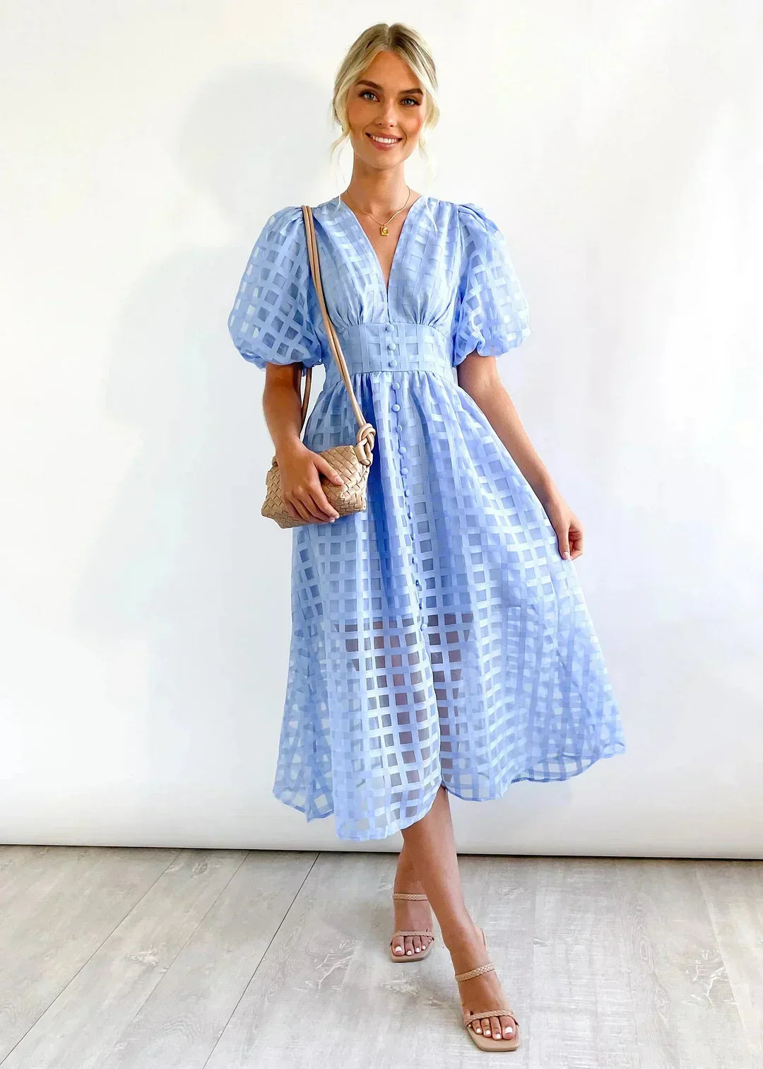 Kariertes Kleid mit gerafften Ärmeln