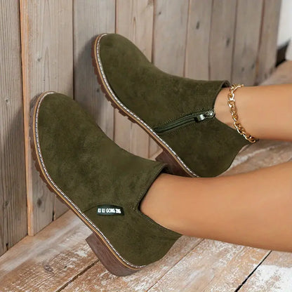 Vielseitige Lederstiefel mit flachem Boden