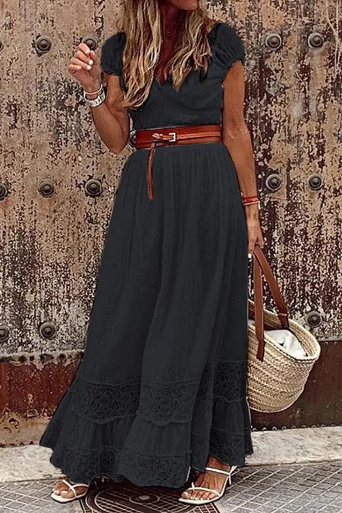 Maxikleid mit kurzen Ärmeln, Spitze und V-Ausschnitt
