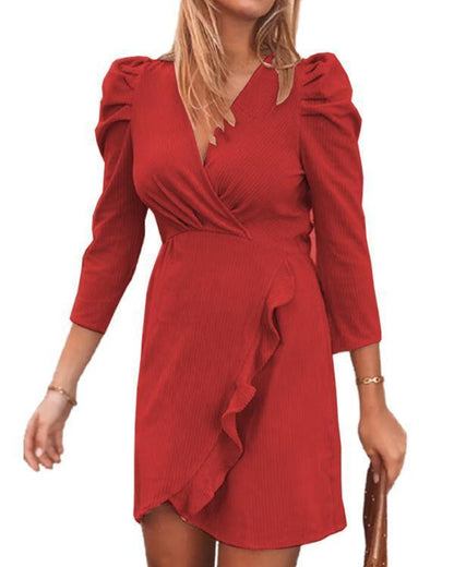 Aletta - Minikleid mit Puffärmeln und Rüschenausschnitt