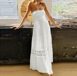 Langes, trägerloses Kleid im Sommerlook mit romantischen Details