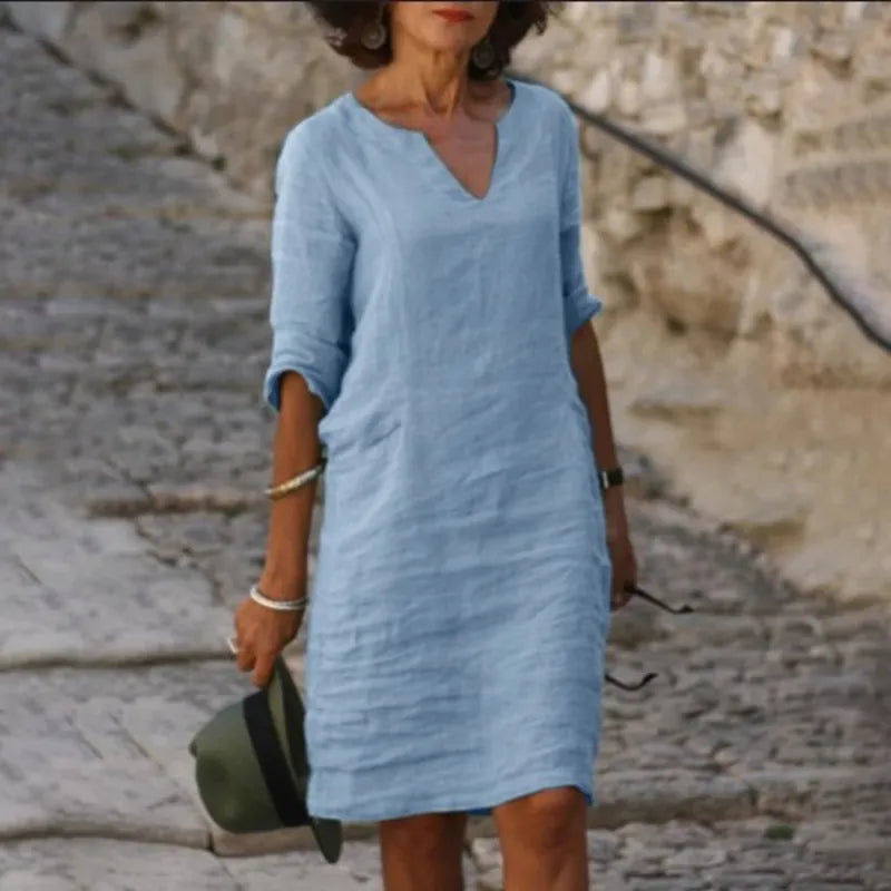 Damenkleid mit V-Ausschnitt