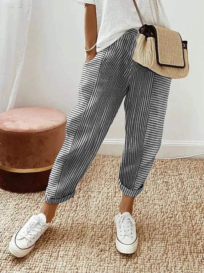 Damenhose - Verspieltes Streifenmuster - Weiches Material - Perfekt für warme Tage