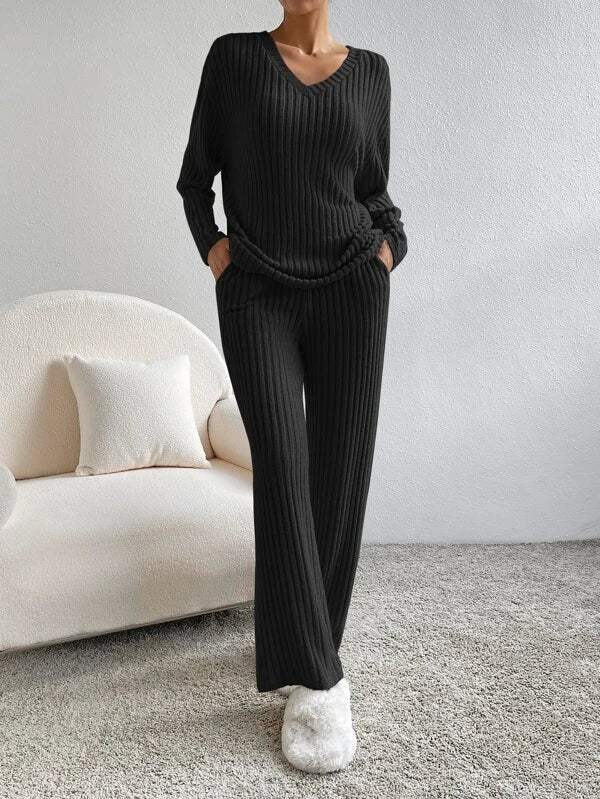 Lounge Set - Gerippt - Weiches Material, lockere Passform - Perfekt für Zuhause