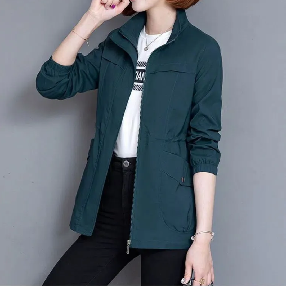 Elfenbeinfarbener schlanker Windbreaker | Schlank & Modern