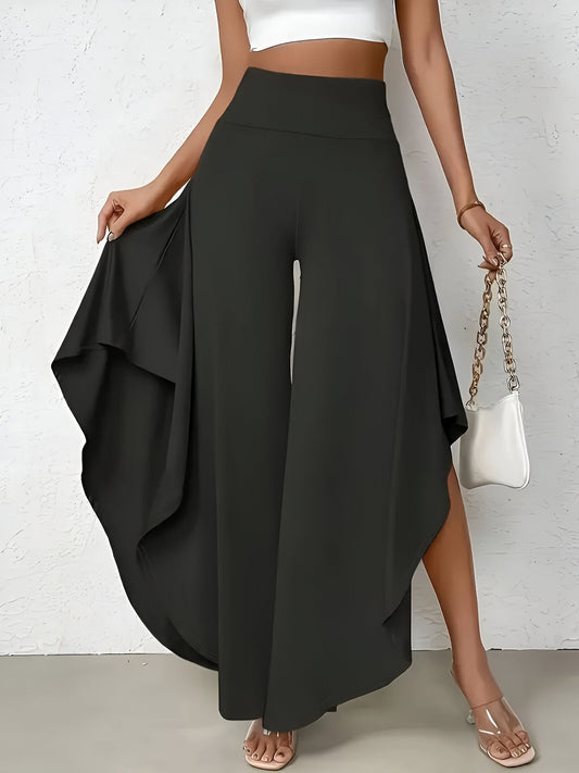 Weite Hose mit asymmetrischem Hemd