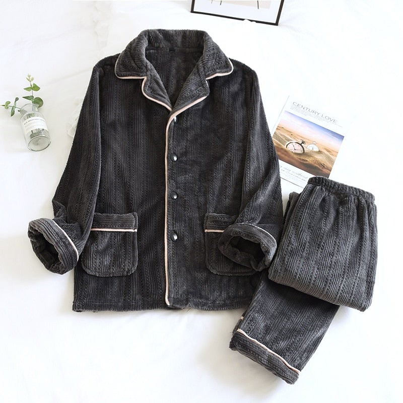 Finn Flannel Pyjamas | Ein feiner & bequemer Pyjama