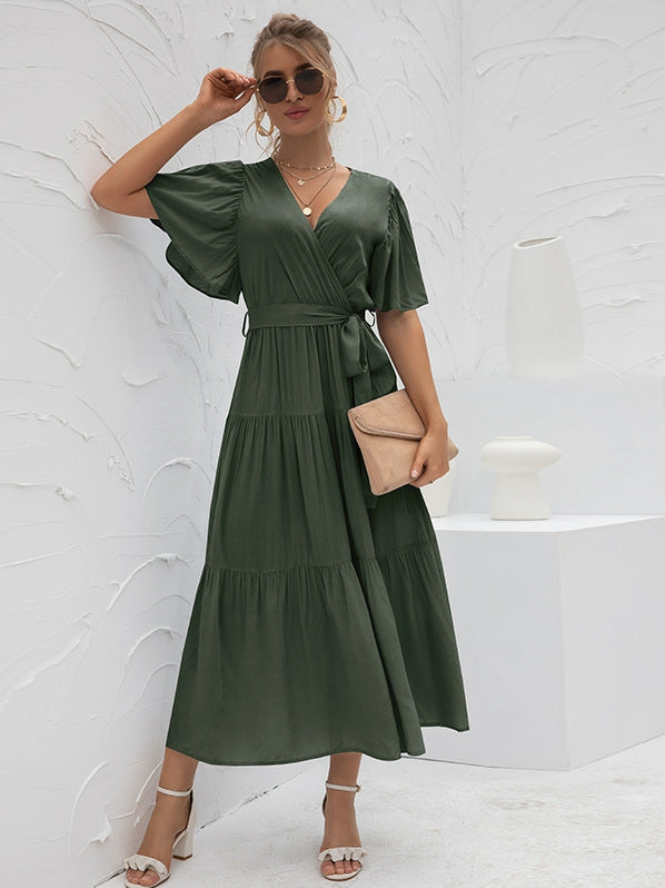 Langes Kleid mit V-Ausschnitt