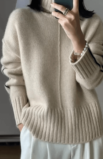Longpullover mit leuchtenden Akzenten und einzigartigem Design