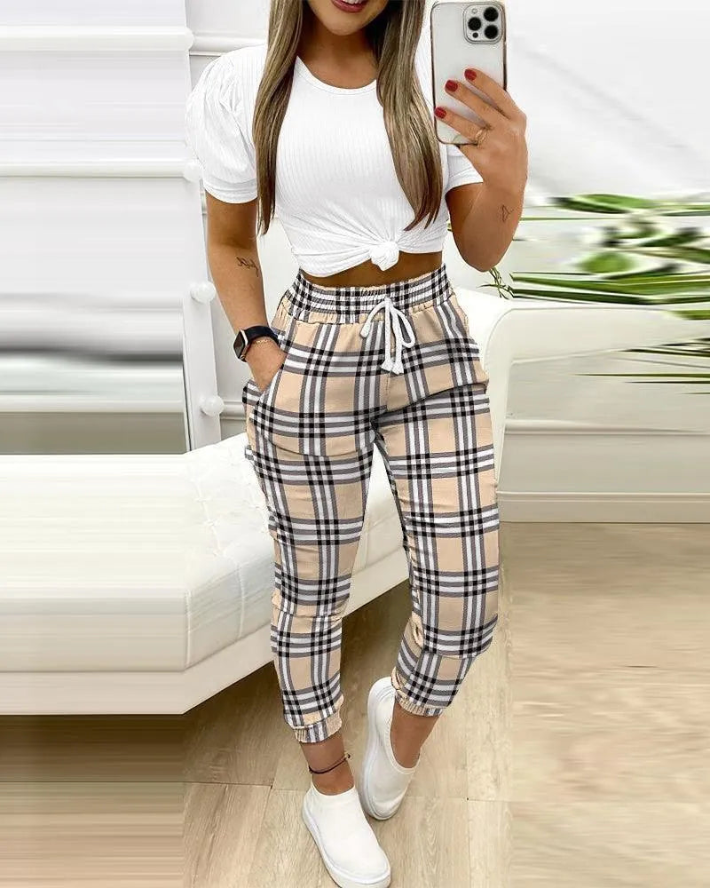 Damen-Sweathose mit Top - Bequem und modisch - Baumwolle - Ideal für activee Tage und die Entspannung zu Hause