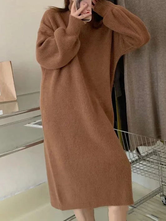 Midikleid für Frauen grün mit hohem Halsausschnitt und langen Ärmeln