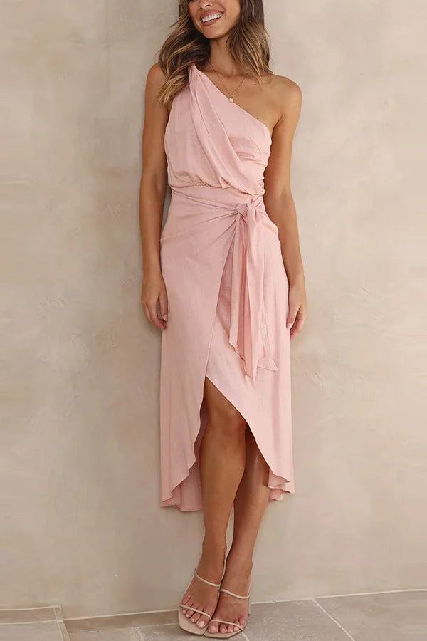 Asymmetrisches Midi-Kleid mit Crossover, asymmetrischem Saum und modernem Schnitt