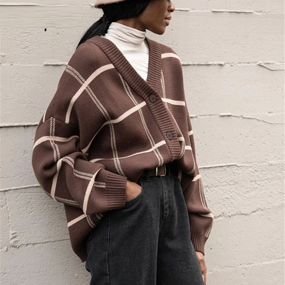 Romy Retro Cardigan | Ein lässiges & bequemes Outfit