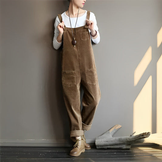 Mara - Retro-Latzhose aus Velours für die Frau Perfekt für den Frühling