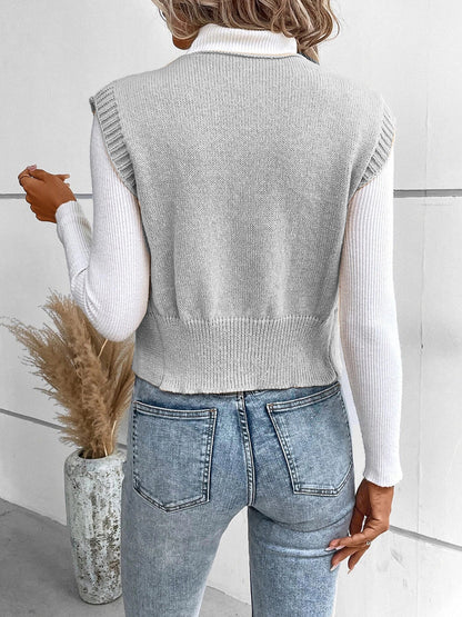 Mila - Strickweste mit V-Ausschnitt und Knöpfen für Damen
