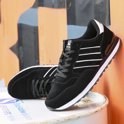 SPORTSCHUHE AUS WILEDER RAINER