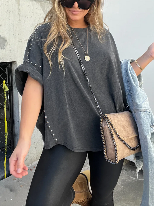 Vela Shirt | Übergroßes T-Shirt mit Nieten