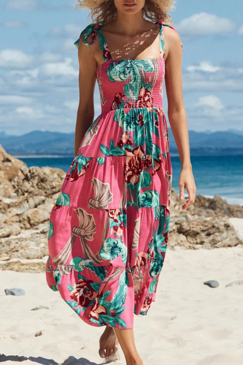 Kleid mit dünnen Trägern und Punkten auf der Fashion Street
