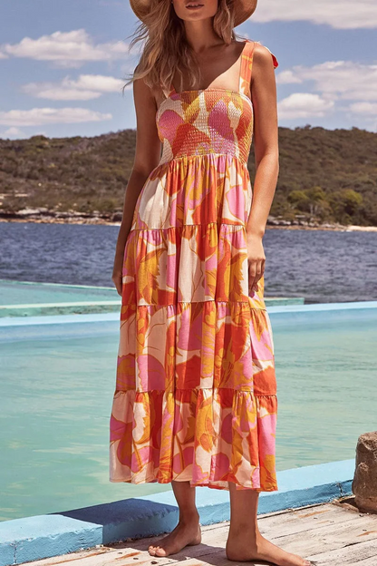 Kleid mit dünnen Trägern und Punkten auf der Fashion Street