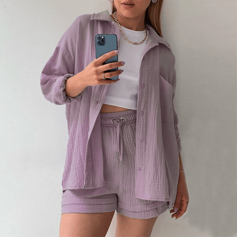 Trendiges Damenset mit Shirt und Shorts