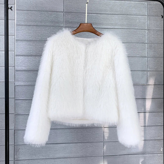 Harietta - Schicke flauschige Jacke für Frauen