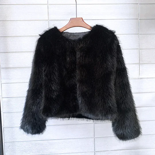 Harietta - Schicke flauschige Jacke für Frauen