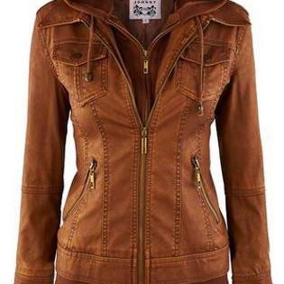 Elegante Damenjacke im Vintage-Design mit einer tiefen Kapuze und langen Ärmeln für einen strahlenden Look.