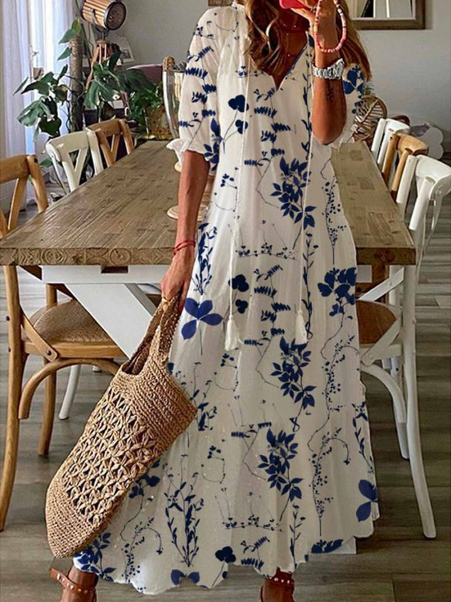 Devia - Blaues, locker sitzendes Maxikleid mit geblümtem Sweetheart-Ausschnitt