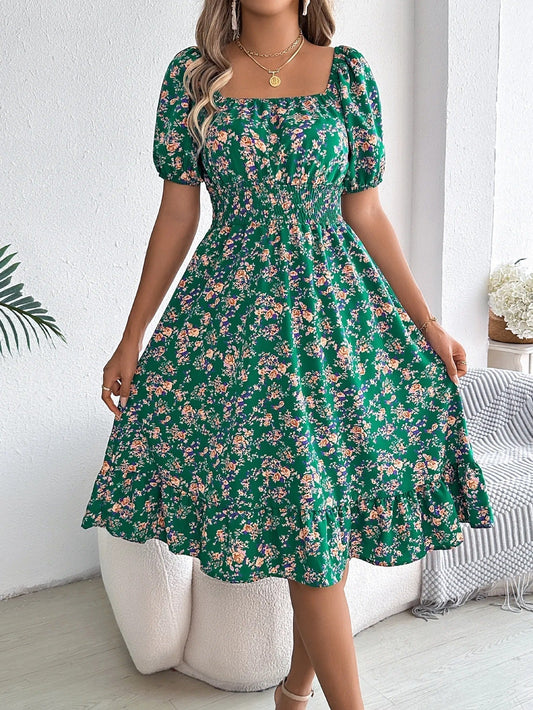 Feminines Blumenkleid mit Puffärmeln