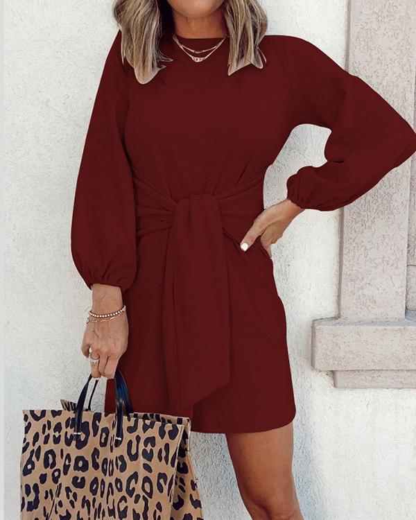 Hiretta - Langärmeliges, einfarbiges Kleid mit Rundhalsausschnitt
