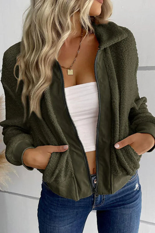 Kuschelige Jacke mit Reißverschluss und elegantem Kragen
