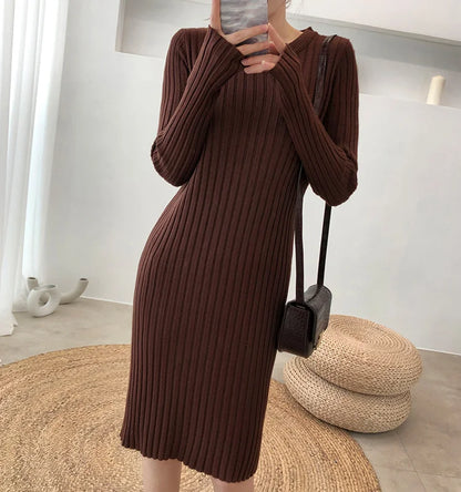 Tara - Zweiteiliges Kleid mit geteiltem Strickpullover